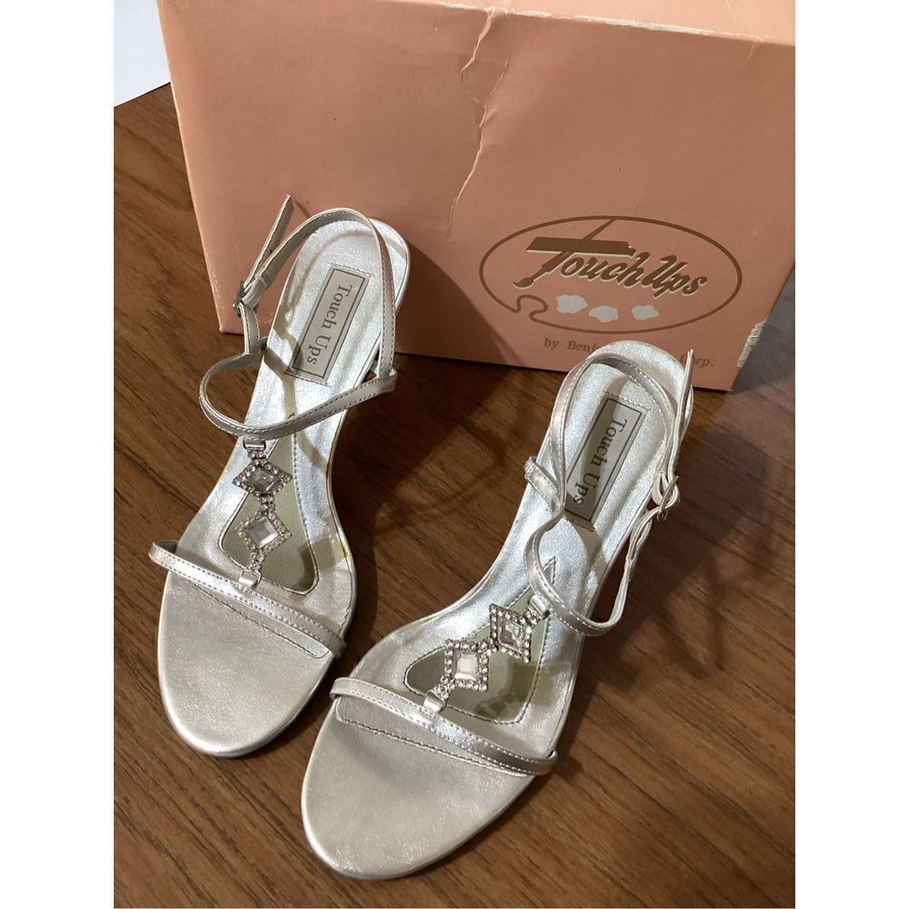 Vintage Touch Ups by Benjamin Walk Tennille Sandal 9M